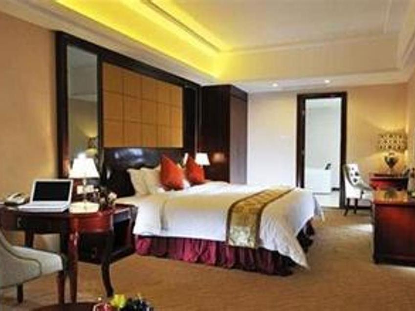 Vienna Hotel Shenzhen Longhua Екстериор снимка